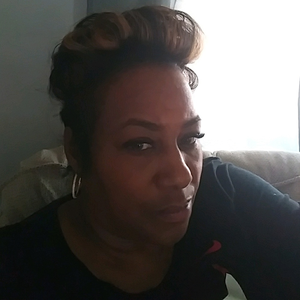 Meet your Posher, Lejuana